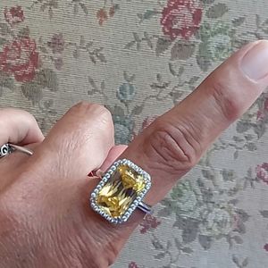 Kiera CZ 925 yellow solitaire stone ring size 9 NWT